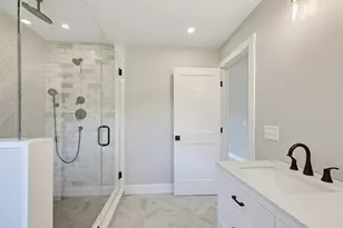 35R Poquanticut Ave, Easton, MA 02356 - Photo 27