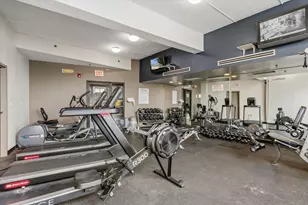 12 Stoneholm St, Boston, MA 02115 - Photo 21
