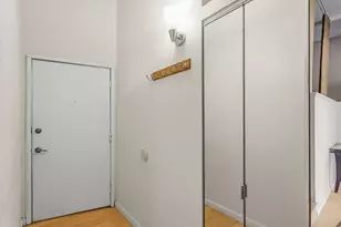 12 Stoneholm St, Boston, MA 02115 - Photo 17