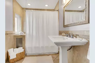 30 Hale St, Beverly, MA 01915 - Photo 19