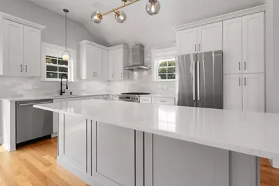 25 Locust St #2, Winthrop, MA 02152 - Photo 3