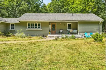 811 Chase Rd, Lunenburg, MA 01462 - Photo 1