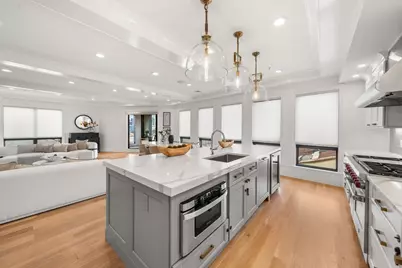 377 W 1st St #7, Boston, MA 02127 - Photo 5