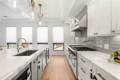 377 W 1st St #7, Boston, MA 02127 - Photo 7