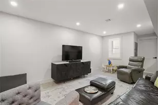 4 Fairlee St, Somerville, MA 02144 - Photo 19