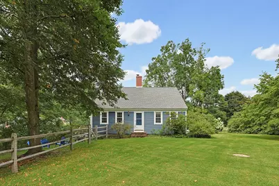 79 Mount Lebanon St, Pepperell, MA 01463 - Photo 1