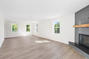 38 Hemlock St, Douglas, MA 01516 - Photo 11
