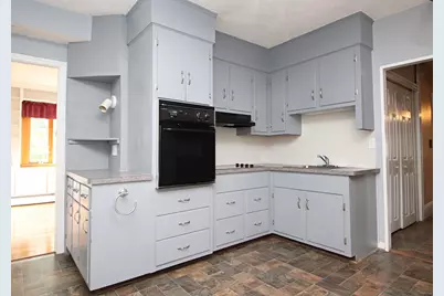 14 Dodge St, Malden, MA 02148 - Photo 3