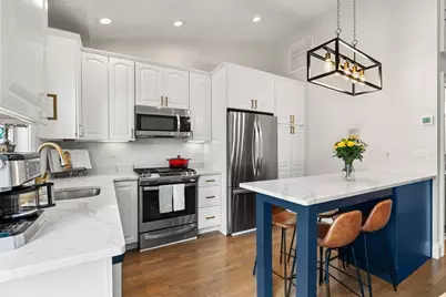 515 E 8th St #3, Boston, MA 02127 - Photo 9