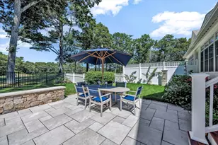 22 Clayton Cir, Mashpee, MA 02649 - Photo 9