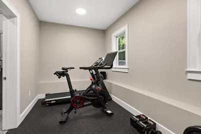 2 Hemenway Ave, Melrose, MA 02176 - Photo 37