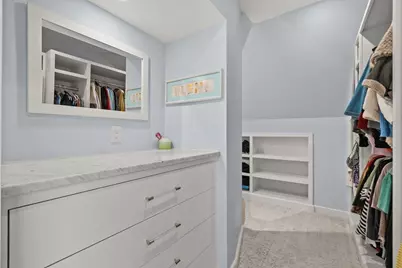 2 Hemenway Ave, Melrose, MA 02176 - Photo 27