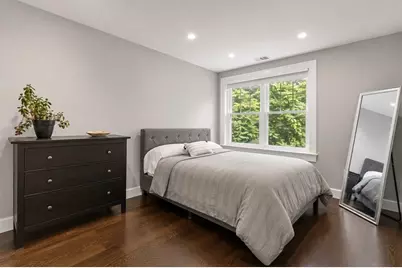 2 Hemenway Ave, Melrose, MA 02176 - Photo 29