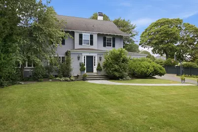 5 Bartlett St, Marblehead, MA 01945 - Photo 37