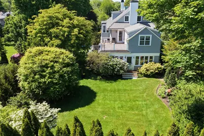 5 Bartlett St, Marblehead, MA 01945 - Photo 33