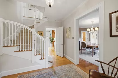 5 Bartlett St, Marblehead, MA 01945 - Photo 17