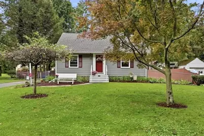 386 Parker St, East Longmeadow, MA 01028 - Photo 1