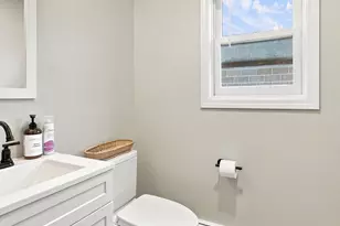 62 N Main St, Deerfield, MA 01373 - Photo 31