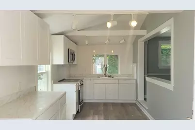 8 Damon, Wayland, MA 01778 - Photo 11