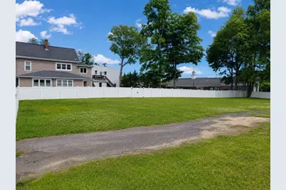 8 Damon, Wayland, MA 01778 - Photo 3