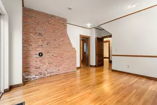 48 Auburn St, Brookline, MA 02446 - Photo 13