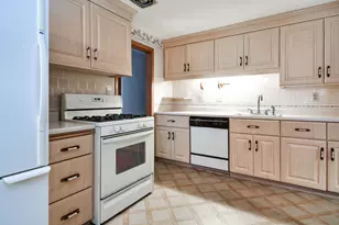 12 Claudette Cir, Framingham, MA 01701 - Photo 7
