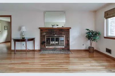 12 Claudette Circle, Framingham, MA 01701 - Photo 5