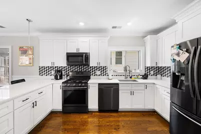 36-38 Fenwick St #38, Somerville, MA 02145 - Photo 15