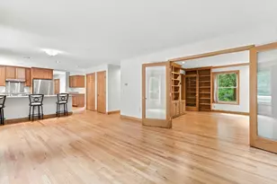 16 Birch Ln, Northampton, MA 01062 - Photo 9