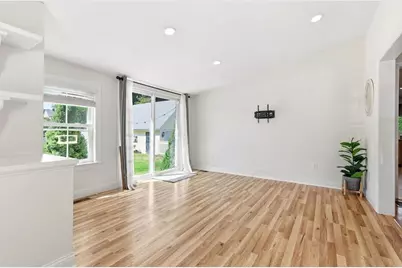 92 Lake Ave, Walpole, MA 02081 - Photo 13