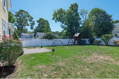 92 Lake Ave, Walpole, MA 02081 - Photo 29