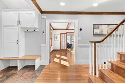 16 Rural Ave, Medford, MA 02155 - Photo 3