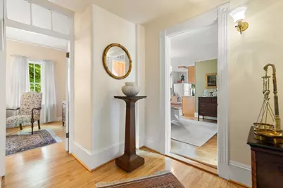 8 Leonard Cir, Medford, MA 02155 - Photo 29