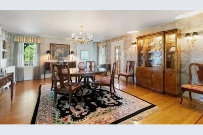 8 Leonard Cir, Medford, MA 02155 - Photo 13