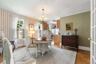 8 Leonard Cir, Medford, MA 02155 - Photo 31