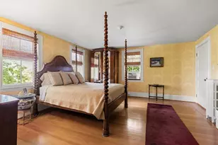 8 Leonard Cir, Medford, MA 02155 - Photo 19