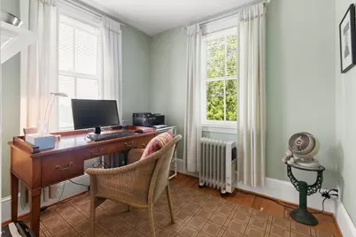 8 Leonard Cir, Medford, MA 02155 - Photo 27
