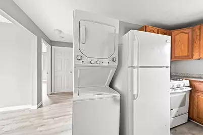 243 Robeson St #3, Fall River, MA 02720 - Photo 15