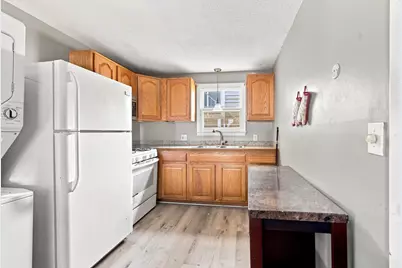 243 Robeson St #3, Fall River, MA 02720 - Photo 13