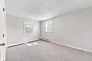 243 Robeson St, Fall River, MA 02720 - Photo 15