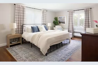 154 Bellingham Rd, Brookline, MA 02467 - Photo 9