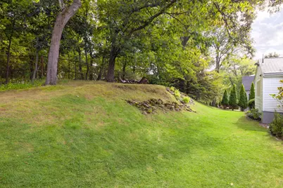 154 Bellingham Rd, Brookline, MA 02467 - Photo 19