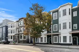 256 Bremen St, Boston, MA 02128 - Photo 17