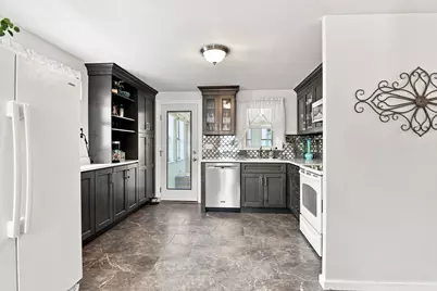 11 Sandy Way, Weymouth, MA 02191 - Photo 5
