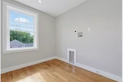 35R-37L Poquanticut Ave, Easton, MA 02356 - Photo 15