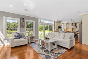 92 Plain St W, Berkley, MA 02779 - Photo 7