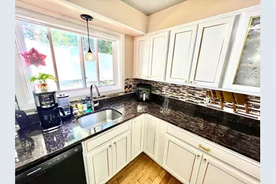 38 Lane Ave #B, Clinton, MA 01510 - Photo 17