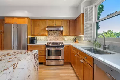 563 Boylston Street #563, Brookline, MA 02445 - Photo 9