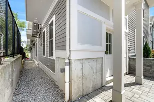 108 Allston St, Boston, MA 02134 - Photo 33