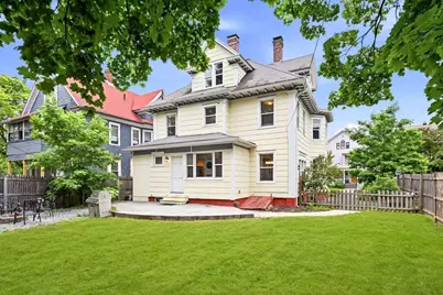 30 Beechwood Ave, Springfield, MA 01108 - Photo 5